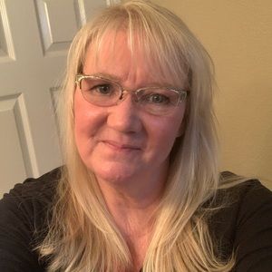 Meet your Posher, Toni